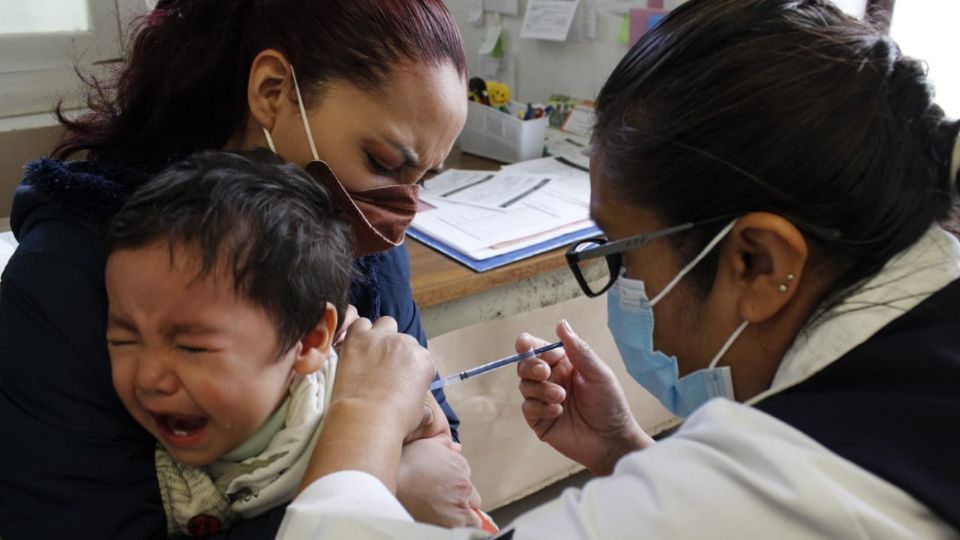 Dónde acceder a la vacuna de la influenza en CDMX. FOTO: Salud CDMX