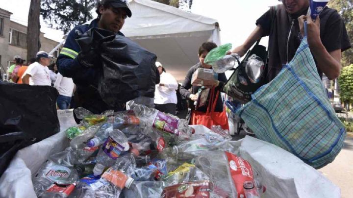 ‘Plastianguis’ en la Cuauhtémoc, recibe dinero por el reciclaje de residuos