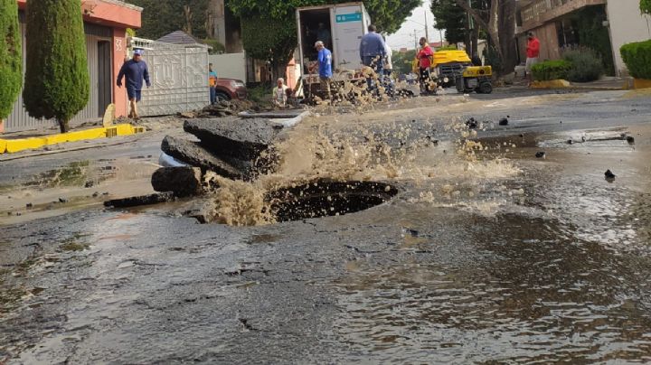 Reportan mega fuga de agua en Tlalpan, afectó decenas de casas