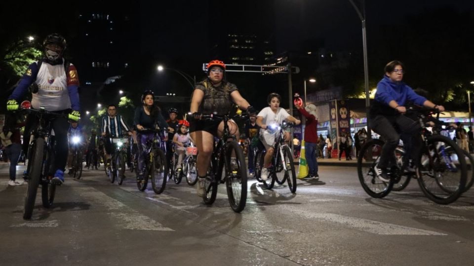 SEMOVI anuncia Paseo Nocturno “Muévete en Bici” decembrino; ESTAS serán sus actividades |