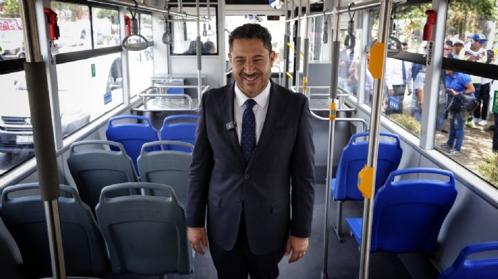 Martí Batres presenta innovaciones en la nueva Línea del Trolebús en Avenida Aztecas