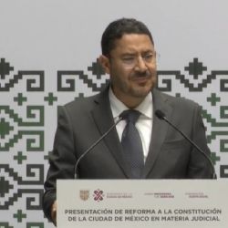 Martí Batres presenta propuesta de reforma a la Constitución CDMX para garantizar la justicia social
