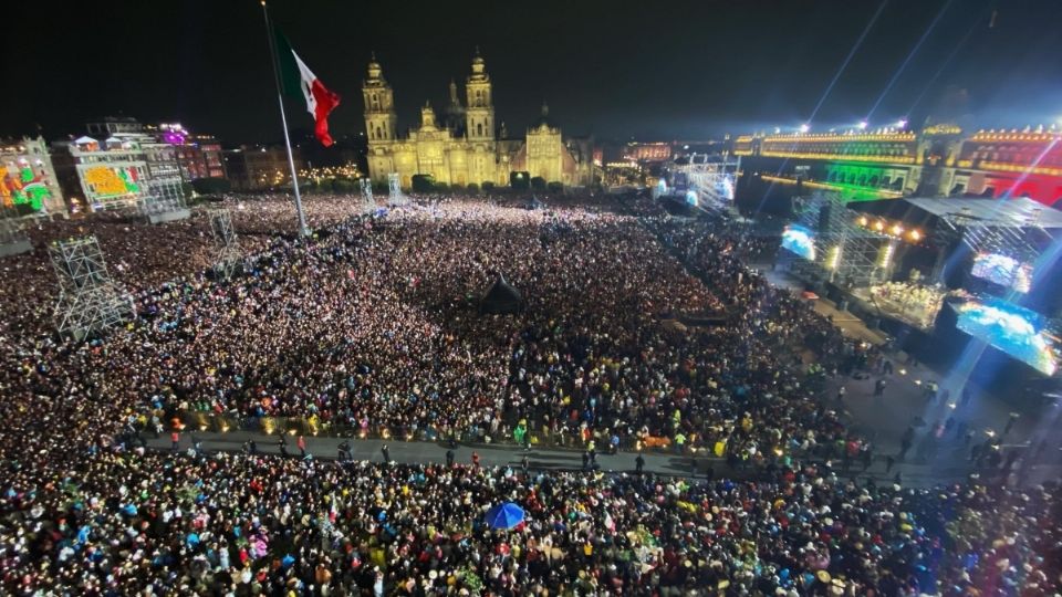 400 mil asistentes disfrutaron del Grito de Independencia y Desfile Militar en Zócalo CDMX: Batres |