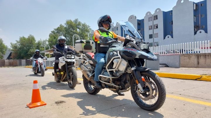 Motoescuela ha instruido a más de 2 mil personas en la CDMX: SEMOVI