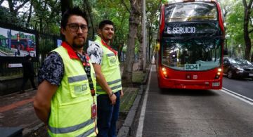 IPN exhibe exposición fotográfica “Metrobús, 20 años moviendo a la ciudad”