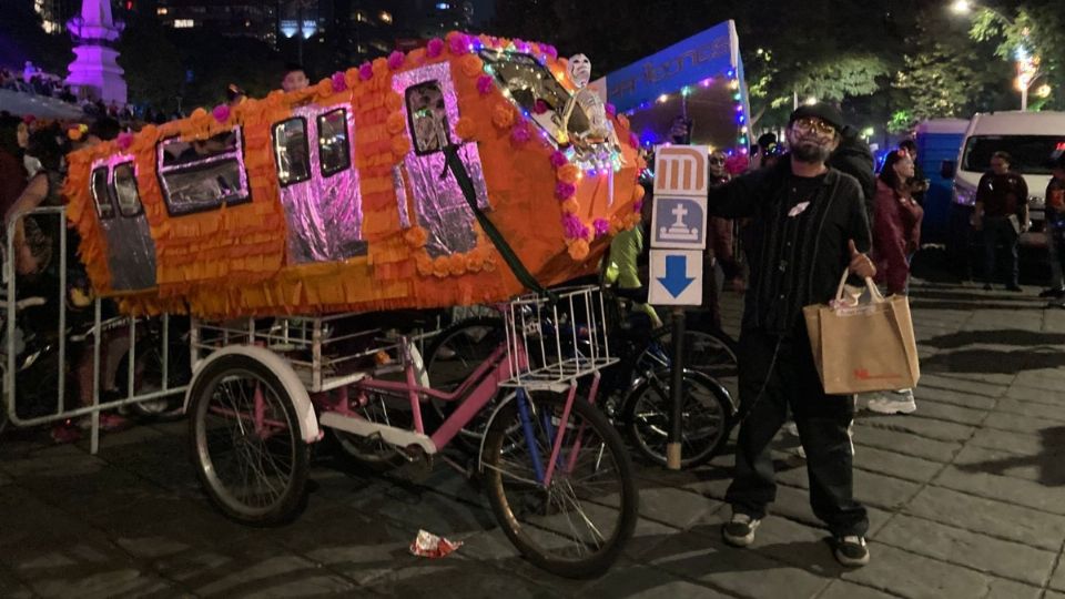 Paseo Nocturno “Muévete en Bici” con motivo del Día de Muertos registra récord de asistencia |