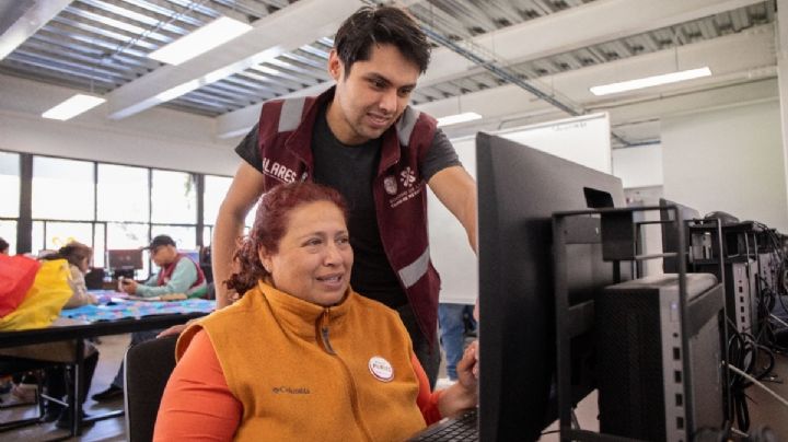 PILARES ofrece clases gratis para aprender a usar la Inteligencia Artificial DeepSeek