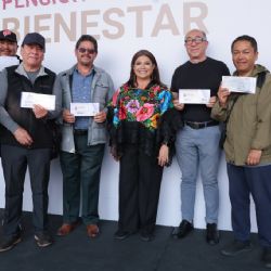 Clara Brugada encabeza entrega del programa “Hombres Bienestar” en el Zócalo CDMX
