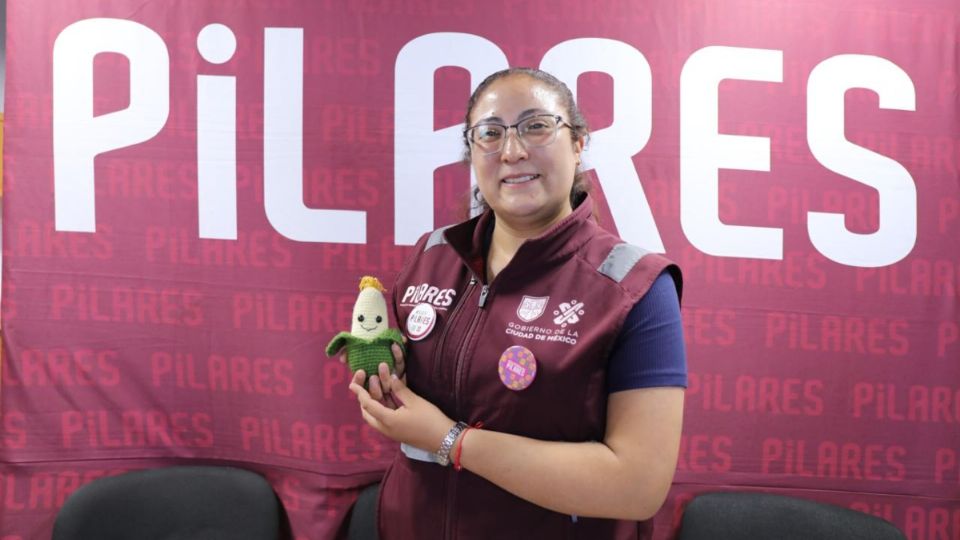 Diálogos PILARES impulsa el arte textil con  'Amigurumis' a la mexicana |