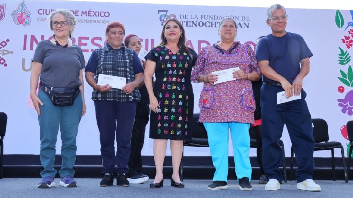 Clara Brugada encabeza entrega de 8 mil nuevos apoyos de Ingreso Ciudadano Universal