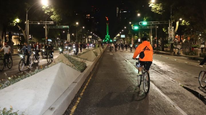 SEMOVI invita a festejar el Día del Amor y la Amistad en el Paseo Nocturno “Muévete en Bici”