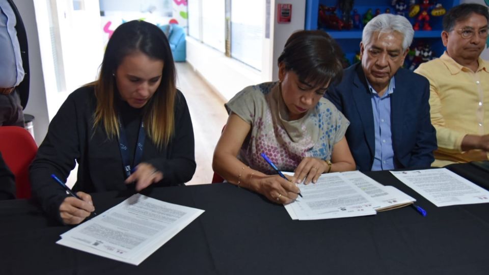 DIF CDMX y Reinserta firman convenio en favor de niños y adolescentes vulnerables |